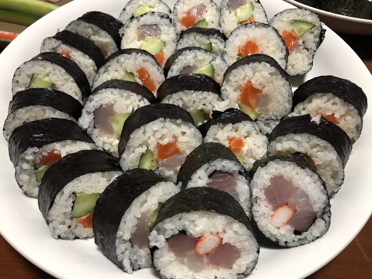 手巻き寿司の刺身の切り方|柵から食べやすいサイズに切るコツ